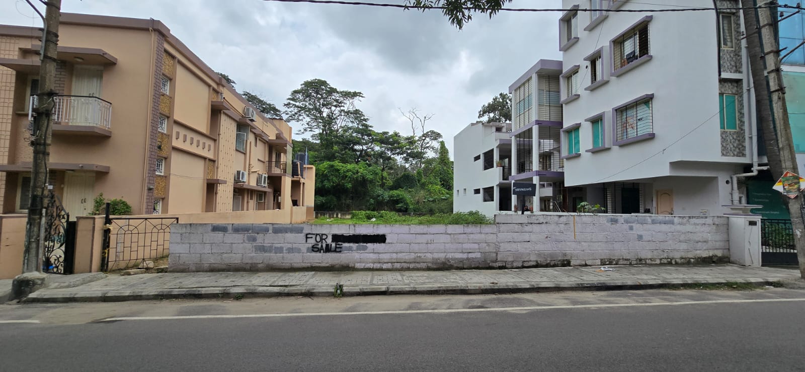 Plot For Sale in Cambridge Layout