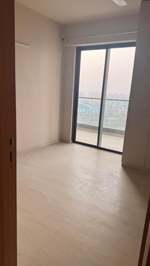 Room in 2 BHK Apartment at M3M Heights, Sector 65 – for Rent