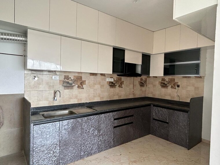 Kitchen, kundan-la-ventana 3 Bedroom 1700 Sq.Ft. Apartment In Kondhwa Pune 9199426