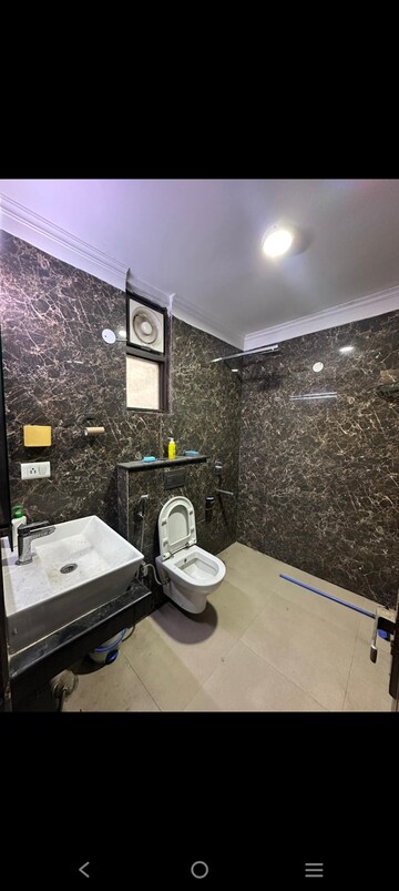 Team Area in 4 BHK Builder Floor at Saket – for Rent