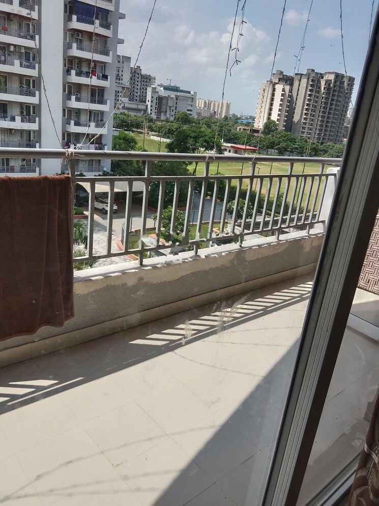 Balcony, anant-raj-maceo 3 Bedroom 1804 Sq.Ft. Apartment In Sector 91 Gurgaon 9199347