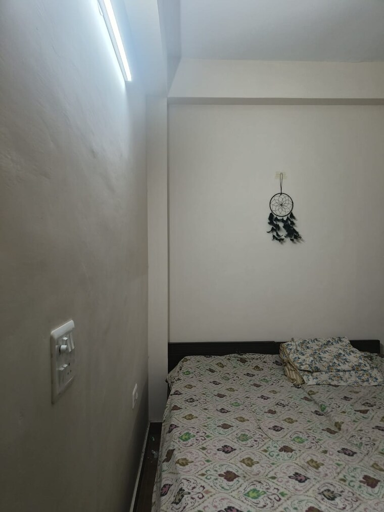 Room, sector 56 2 Bedroom 1250 Sq.Ft. Independent House In Sector 56 Noida 9199558