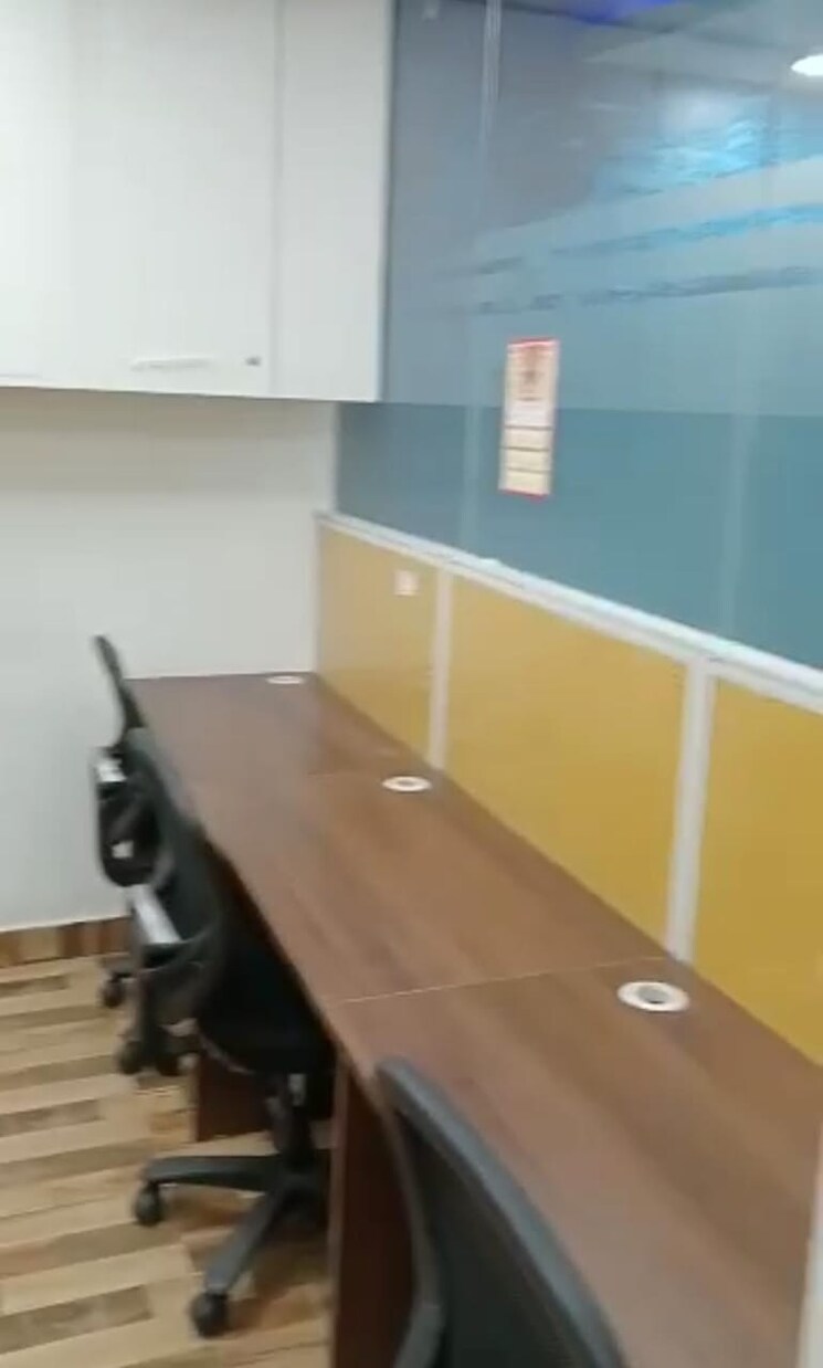 Team Area, ithums-62 Commercial Office Space 525 Sq.Ft. In Sector 62 Noida 9188245