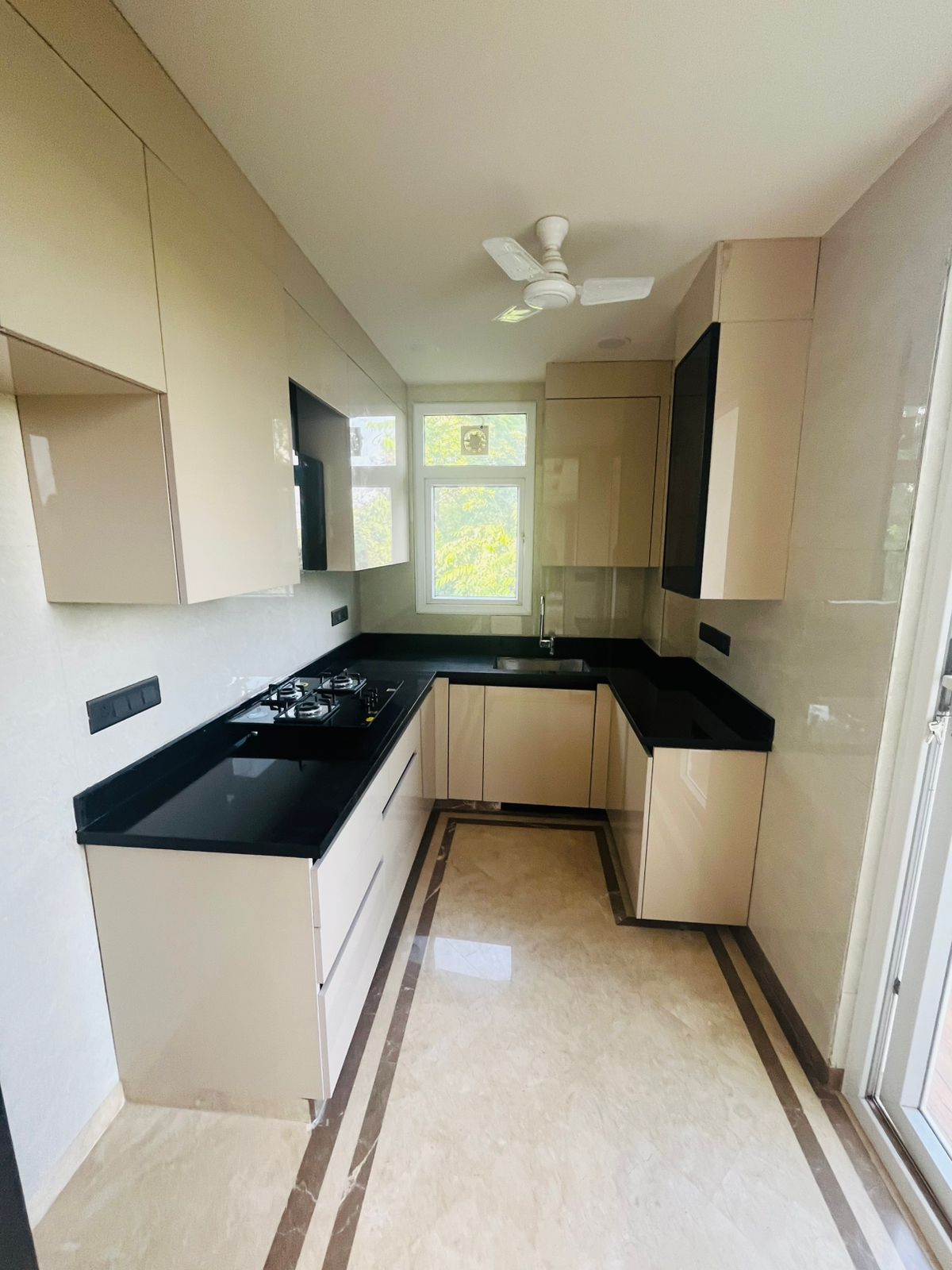 3 BHK + Servant Room Builder Floor For Sale in Greater Kailash I