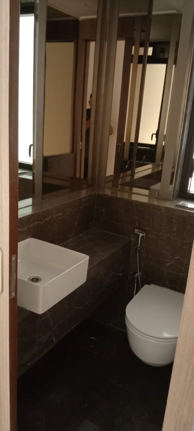 Attached Bathroom, lodha-marquise 4 Bedroom 1525 Sq.Ft. Apartment In Worli Mumbai 9199690