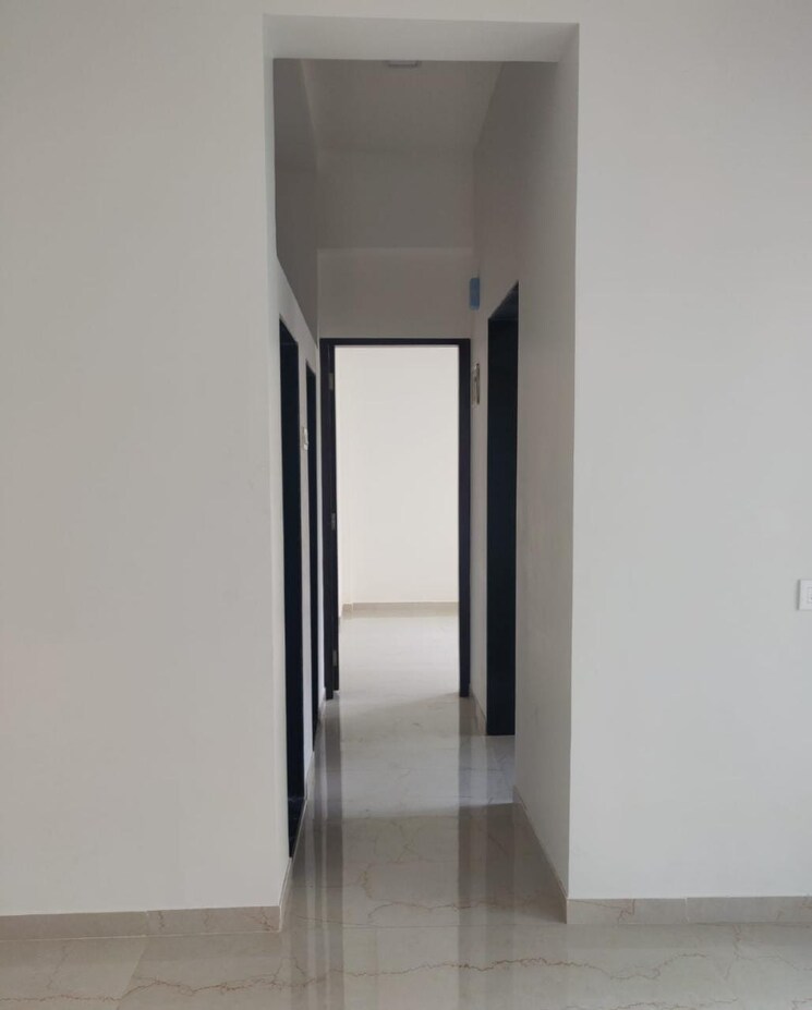 Other, rna-ng-diamond-hill 2 Bedroom 556 Sq.Ft. Apartment In Beverly Park Thane 9199623