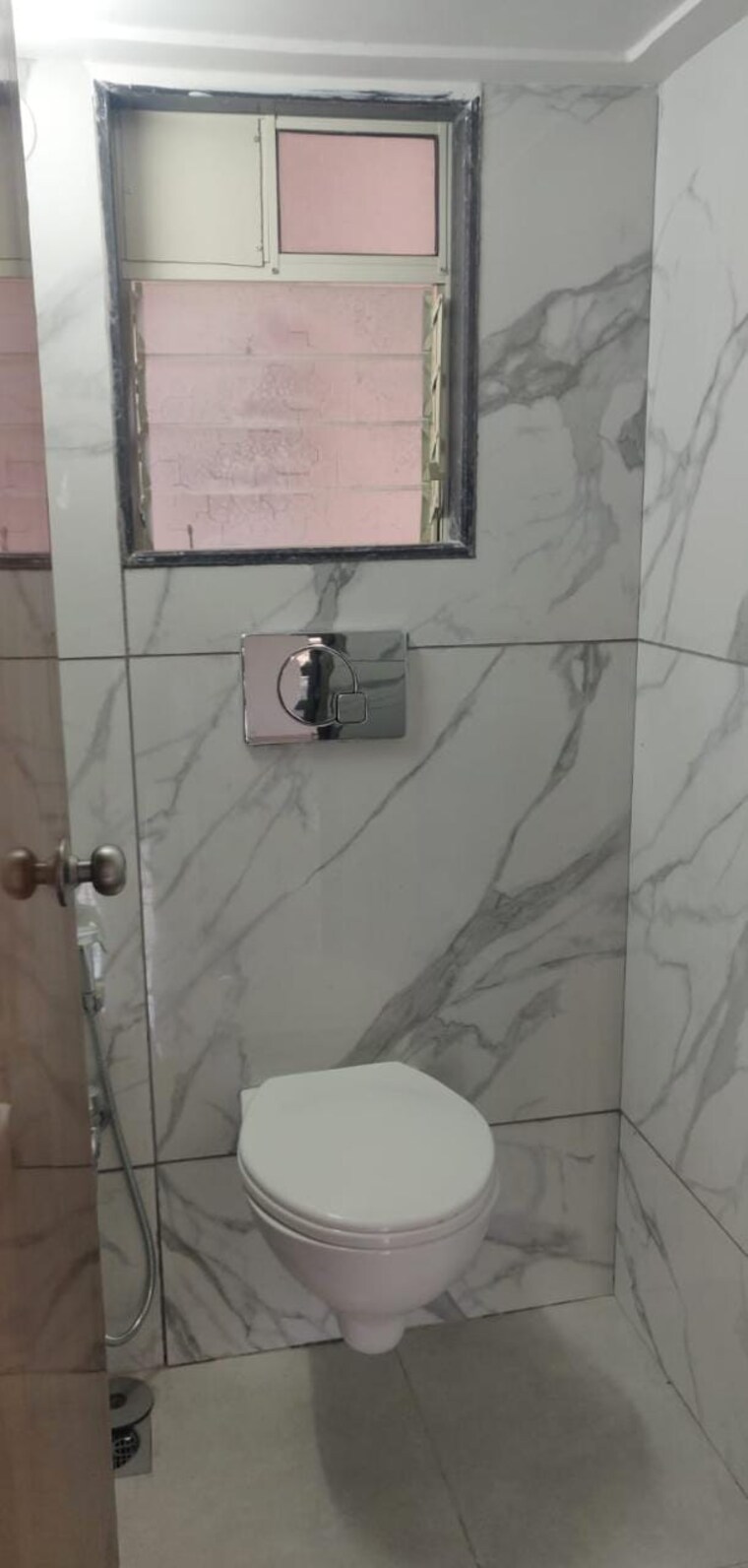 Bathroom, rna-ng-diamond-hill 2 Bedroom 556 Sq.Ft. Apartment In Beverly Park Thane 9199623