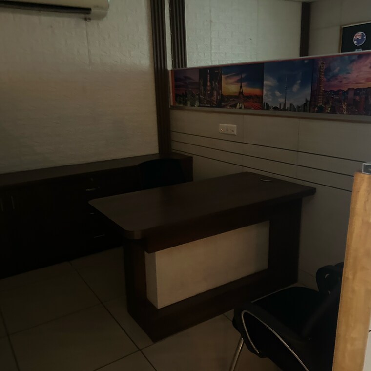 Team Area, sector 17 Commercial Office Space 1500 Sq.Ft. In Sector 17 Chandigarh 9199675