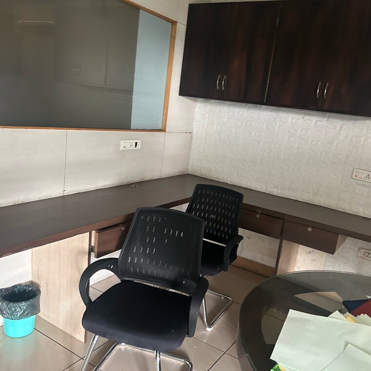 Team Area, sector 17 Commercial Office Space 1500 Sq.Ft. In Sector 17 Chandigarh 9199675