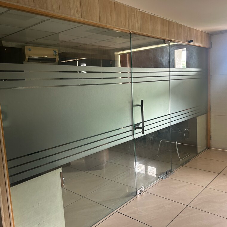 Exterior View, sector 17 Commercial Office Space 1500 Sq.Ft. In Sector 17 Chandigarh 9199675