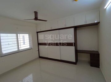 Room in 2 BHK Apartment at Prestige High Fields, Gachibowli – for Rent