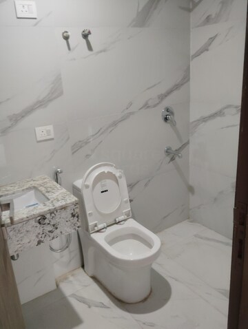 Bathroom in 3 BHK Apartment at M3M Soulitude, Sector 89 – for Rent