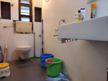 Bathroom in 1 BHK Apartment at Twilight Apartment, Powai – for Rent