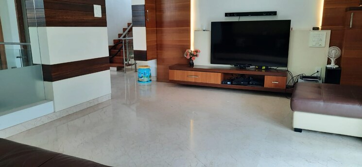 Room, jayanagar 4 Bedroom 6000 Sq.Ft. Independent House In Jayanagar Bangalore 9199780