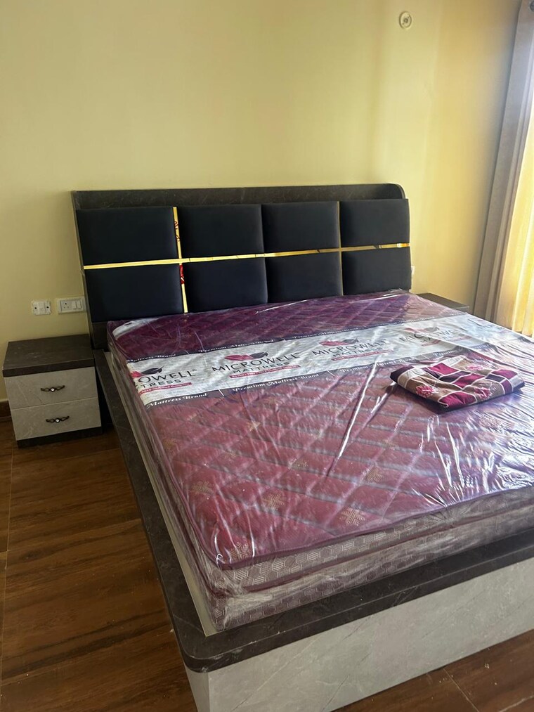 Bedroom, gomti nagar 3 Bedroom 2300 Sq.Ft. Apartment In Gomti Nagar Lucknow 9199788
