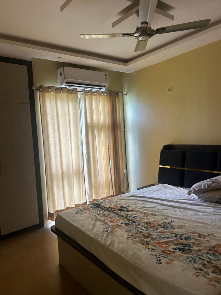 Bedroom, gomti nagar 3 Bedroom 2300 Sq.Ft. Apartment In Gomti Nagar Lucknow 9199788
