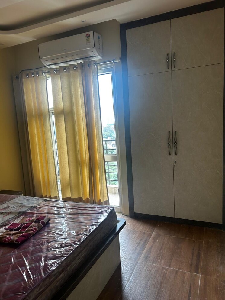 Bedroom, gomti nagar 3 Bedroom 2300 Sq.Ft. Apartment In Gomti Nagar Lucknow 9199788