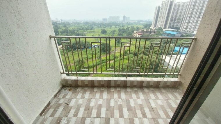 Balcony, dombivli east 1 Bedroom 450 Sq.Ft. Apartment In Dombivli East Thane 9199896