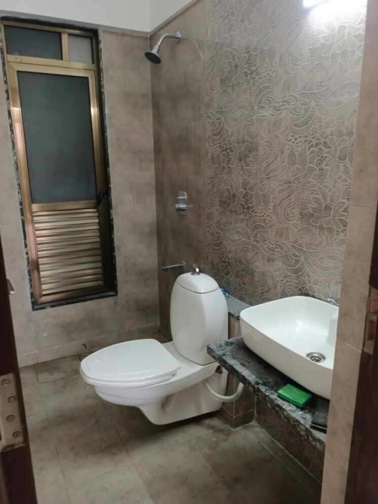 Bathroom, dombivli east 1 Bedroom 450 Sq.Ft. Apartment In Dombivli East Thane 9199896