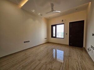 6+ BHK Independent House For Sale in BPTP Parklands, Sector 76