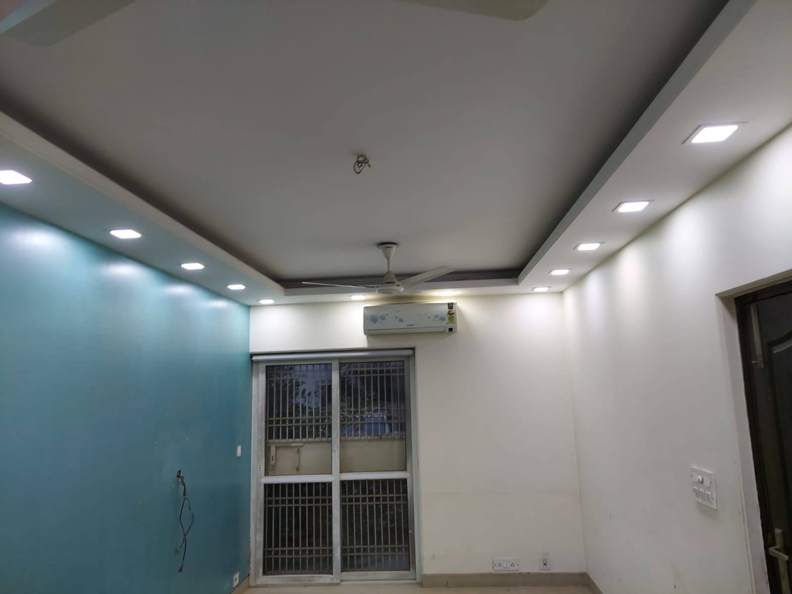 3 BHK + Extra Room 1350 Sq.Ft. Independent House in BPTP Park Elite Floors