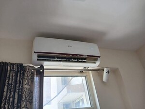 Furnished Amenities in 2 BHK Apartment at Shree Vardhman Mantra, Sector 67 – for Rent