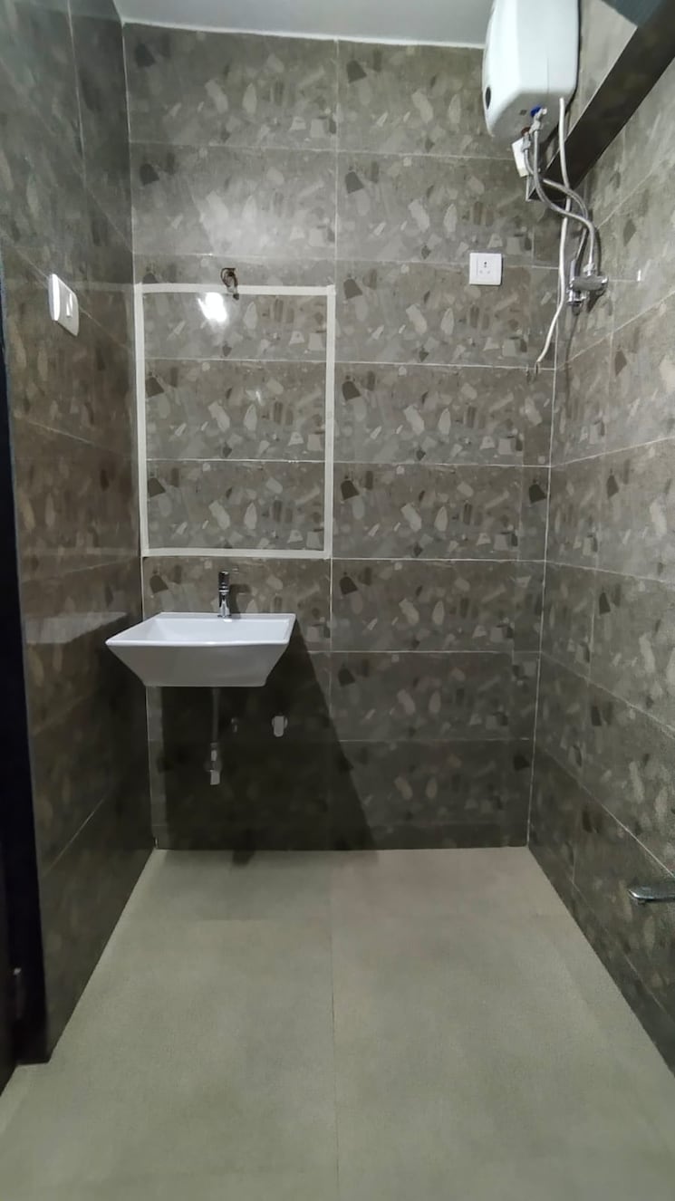Bathroom, cosmos-enclave 2 Bedroom 900 Sq.Ft. Apartment In Kasarvadavali Thane 9200005