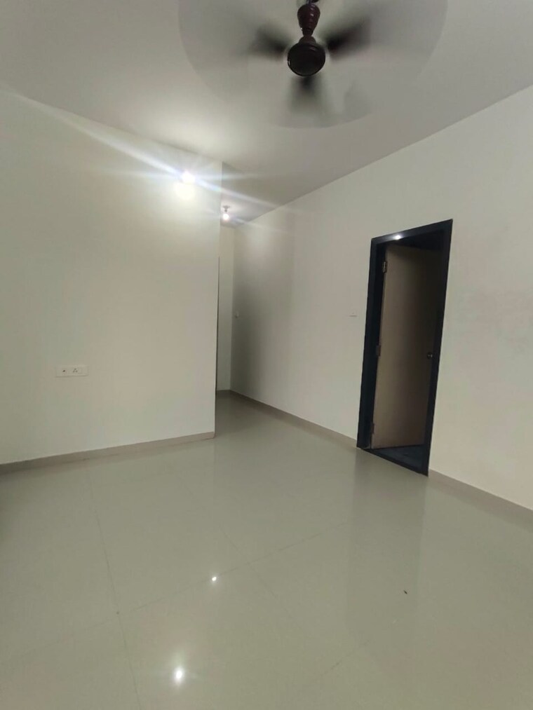 Bedroom, nisarg-hyde-park 3 Bedroom 1525 Sq.Ft. Apartment In Kharghar Navi Mumbai 9199993