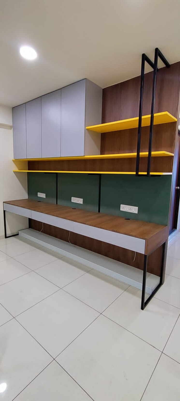 Kitchen, zion-z-one Commercial Office Space 778 Sq.Ft. In Bodakdev Ahmedabad 9199991