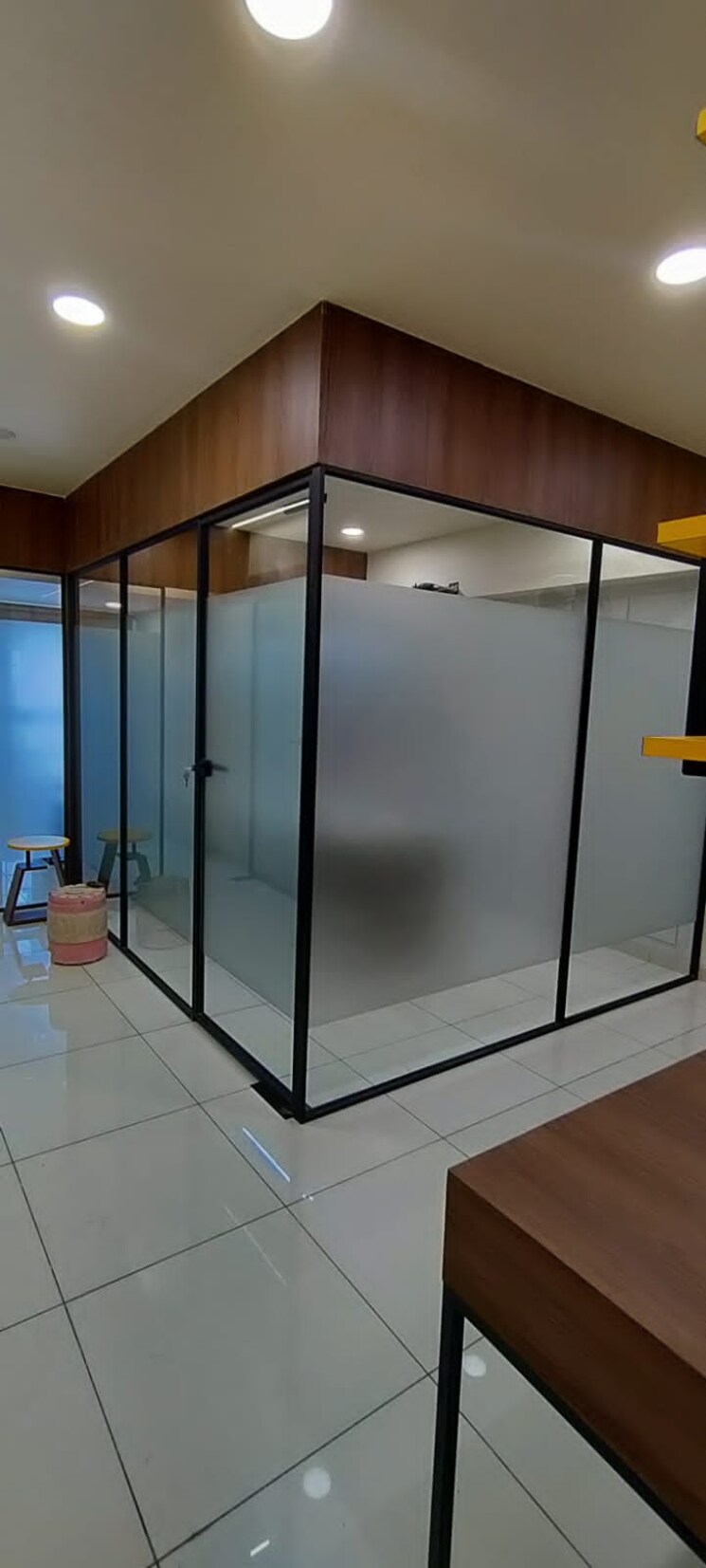 Kitchen, zion-z-one Commercial Office Space 778 Sq.Ft. In Bodakdev Ahmedabad 9199991