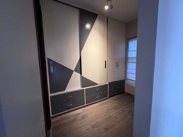 Bathroom in 4 BHK Villa at Mantri Group Mantri Euphoria, Narsingi – for Sale