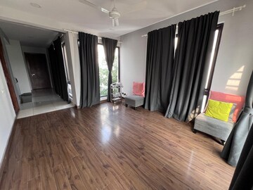 Room in 4 BHK Villa at Mantri Group Mantri Euphoria, Narsingi – for Sale