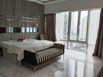 Bedroom in 4 BHK Apartment at Indiabulls Blu, Worli – for Rent