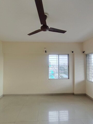 Room in 3 BHK Apartment at Siddhivinayak Shubhashree Residential, Akurdi – for Rent