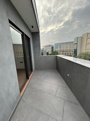 Balcony in Studio Builder Floor at Safdarjung Enclave – for Rent