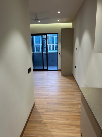 Room in Studio Builder Floor at Safdarjung Enclave – for Rent