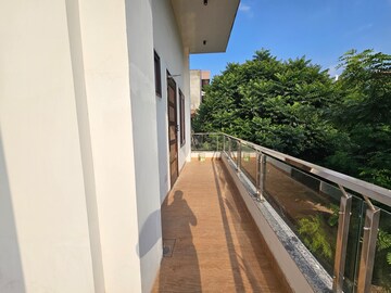 Balcony in 6+ BHK Independent House at BPTP Parklands, Sector 76 – for Sale