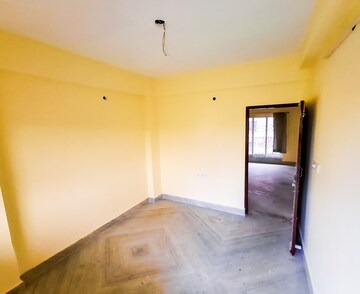 Room in 3 BHK Apartment at New Town Action Area ii – for Rent