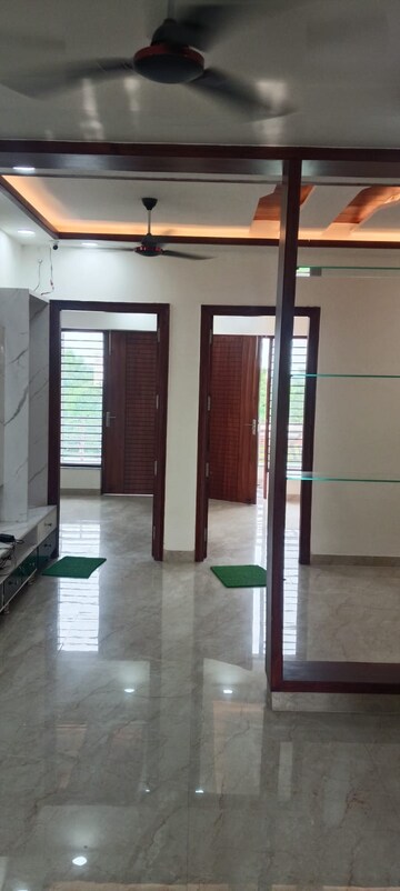 Building Lobby in 3 BHK Builder Floor at Soha Neal City, Sector 98 – for Sale