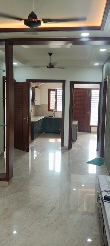 Building Lobby in 3 BHK Builder Floor at Soha Neal City, Sector 98 – for Sale