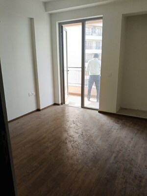 Room in 3 BHK Apartment at Chintels Paradiso, Sector 109 – for Sale