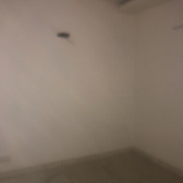 Room in  Office Space at Lajpat Nagar I – for Rent
