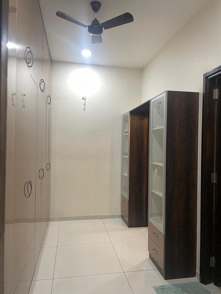 Bathroom, rajapushpa-green-dale 4 Bedroom 4660 Sq.Ft. Villa In Tellapur Hyderabad 9200330