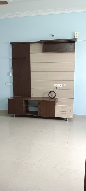 Furnished Amenities in 2 BHK Apartment at Raghavendra Nilayam Kondapur, Kondapur – for Rent