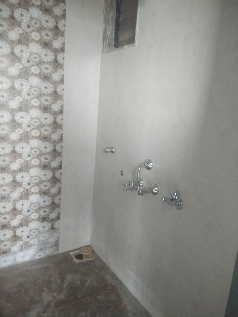 Bathroom, raj-tulsi-aastha 1 Bedroom 615 Sq.Ft. Apartment In Badlapur East Thane 9200521