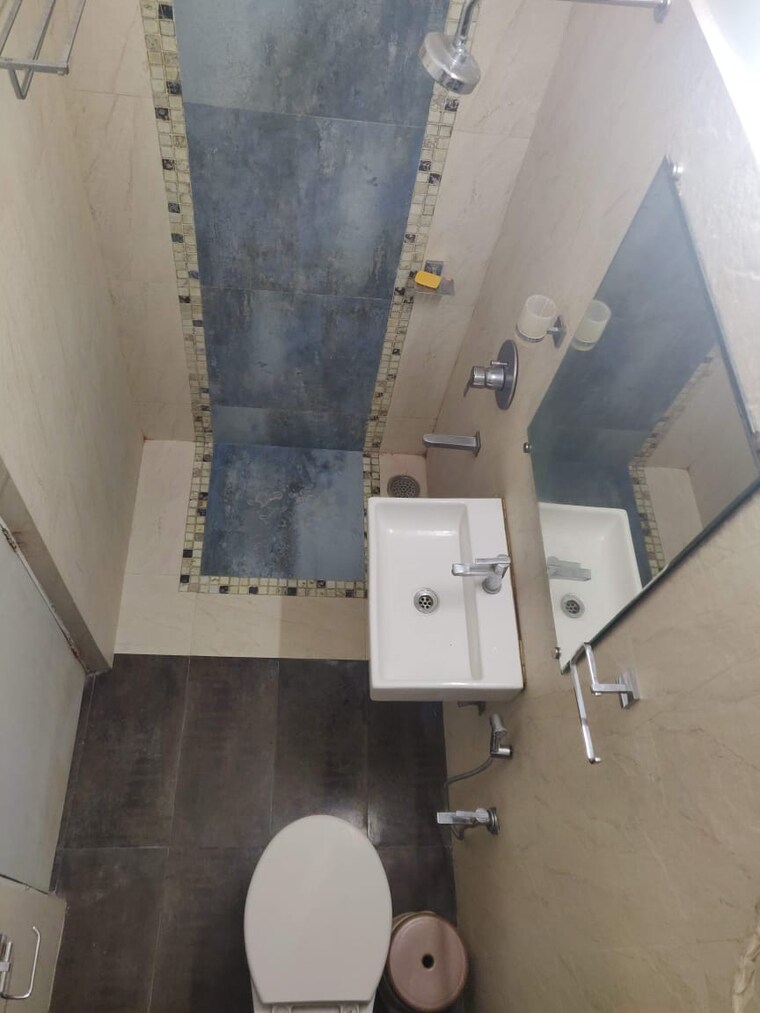Bathroom, narendra nagar 3 Bedroom 1550 Sq.Ft. Apartment In Narendra Nagar Nagpur 9197022