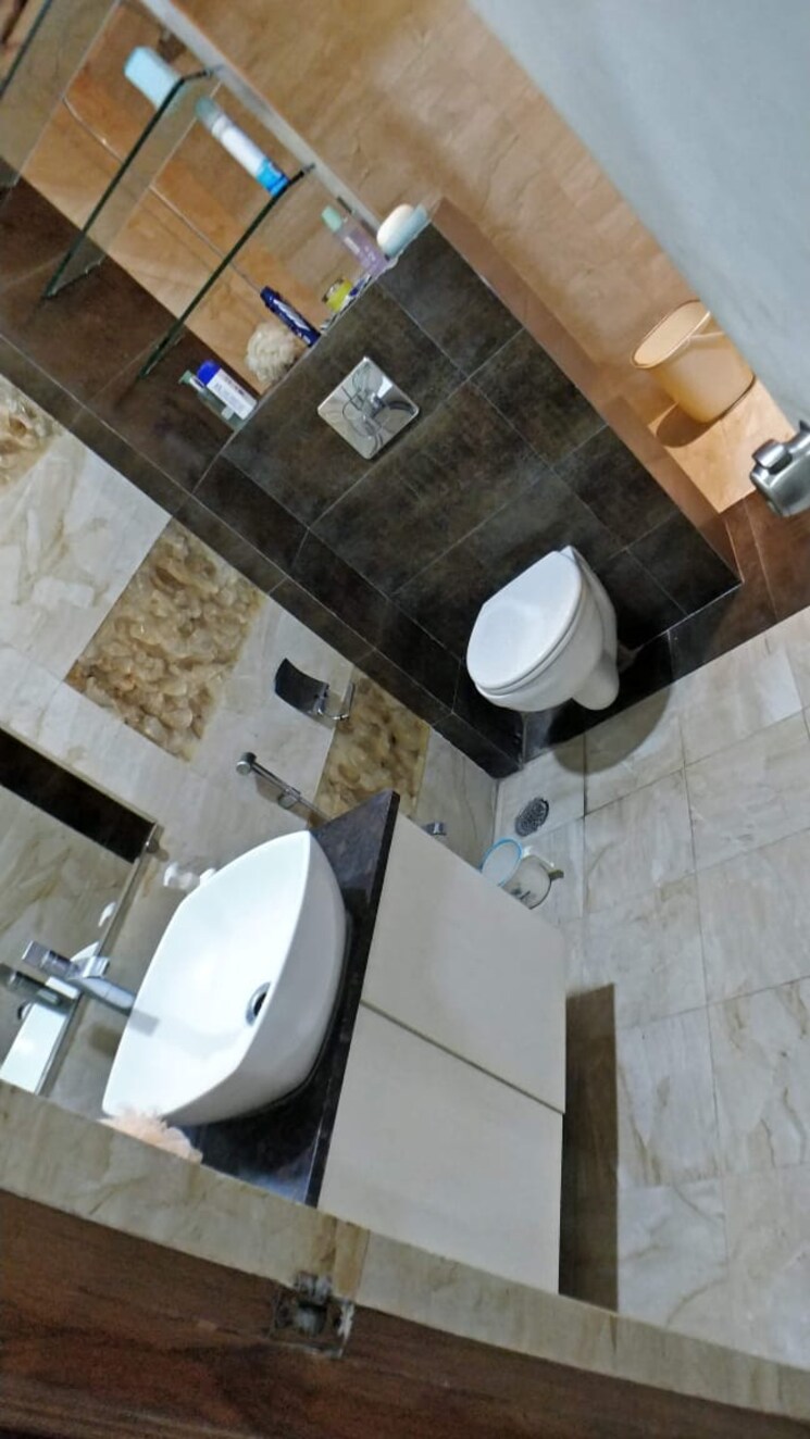 Attached Bathroom, narendra nagar 3 Bedroom 1550 Sq.Ft. Apartment In Narendra Nagar Nagpur 9197022