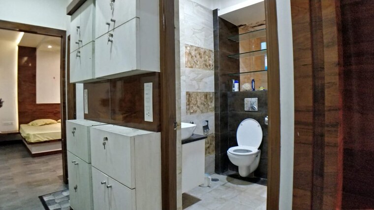 Bathroom, narendra nagar 3 Bedroom 1550 Sq.Ft. Apartment In Narendra Nagar Nagpur 9197022