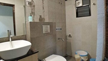 Bathroom in 3 BHK Apartment at Narendra Nagar – for Rent