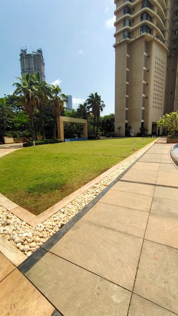 4 BHK Apartment – Garden View at Peddar Road - for Sale